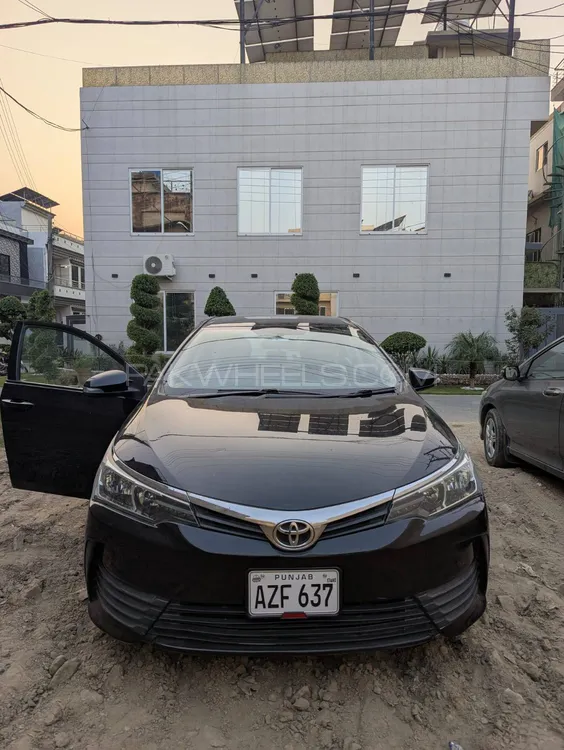 Toyota Corolla 2017 for Sale in Lahore Toyota Corolla 2017 for Sale in Lahore Image-2
