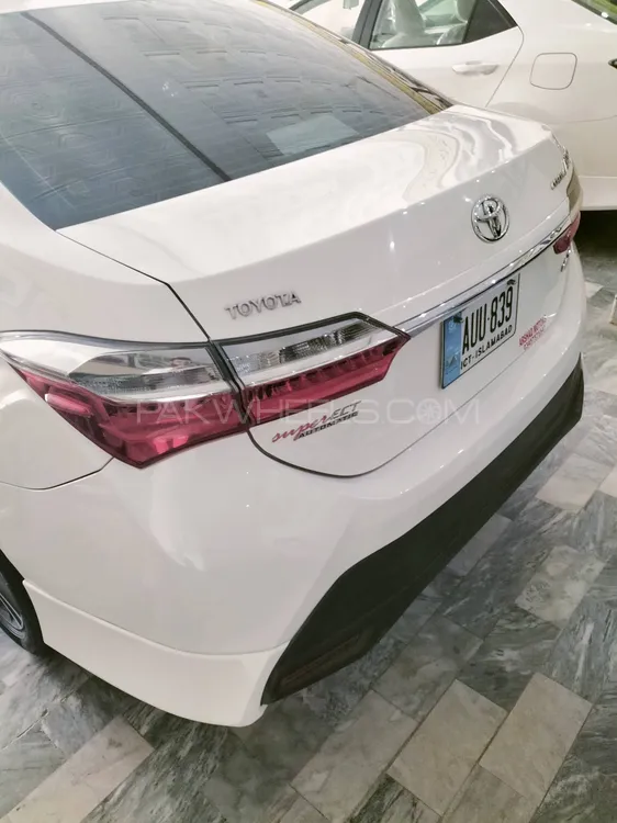 Toyota Corolla 2021 for Sale in Pir mahal Toyota Corolla 2021 for Sale in Pir mahal Image-6