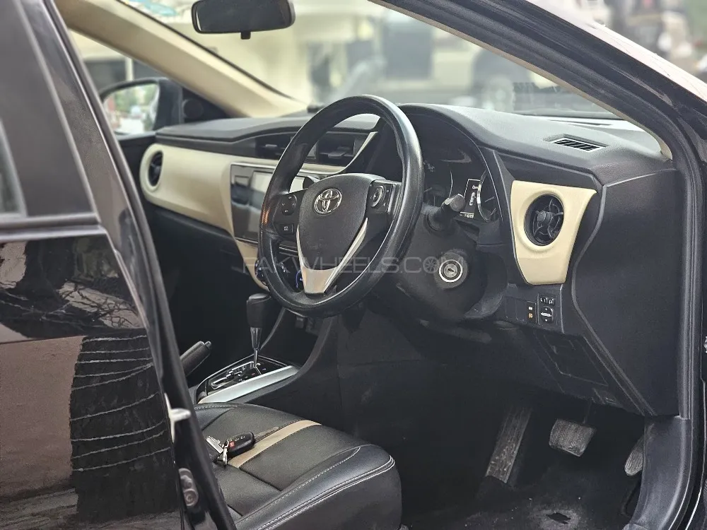 Toyota Corolla 2021 for Sale in Lahore Toyota Corolla 2021 for Sale in Lahore Image-6
