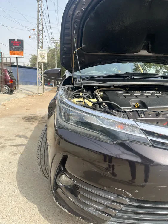 Toyota Corolla 2018 for Sale in Karachi Toyota Corolla 2018 for Sale in Karachi Image-3
