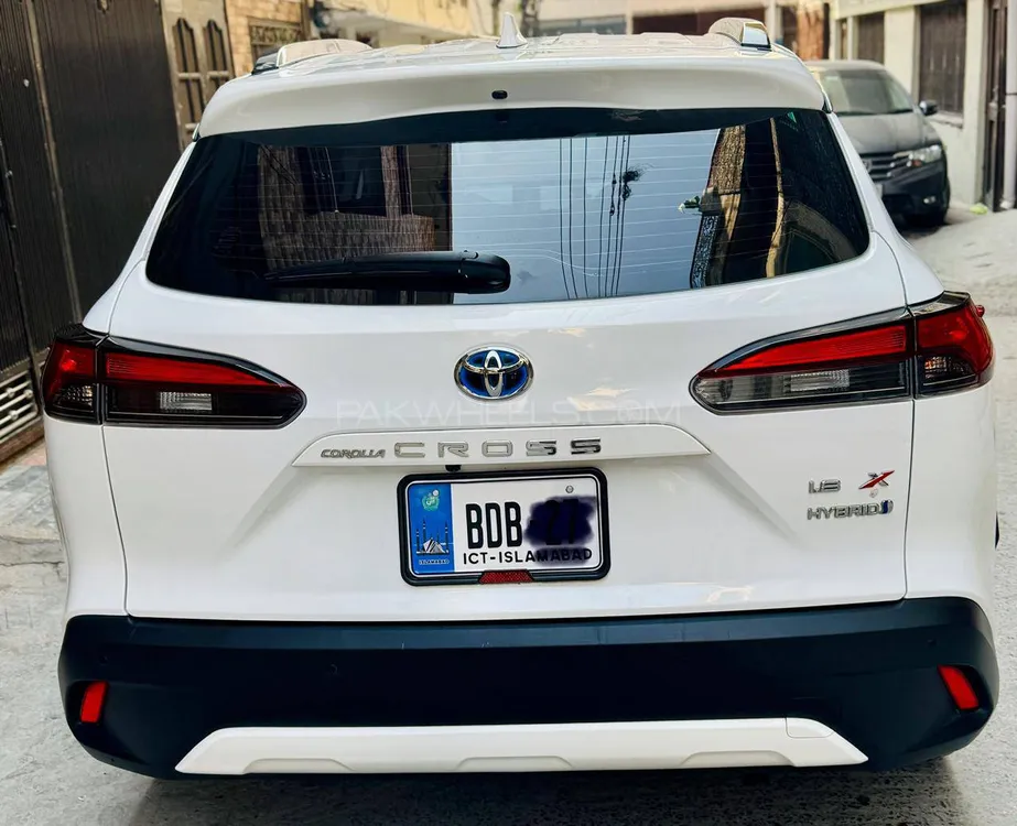 Toyota Corolla Cross 2025 for Sale in Islamabad Toyota Corolla Cross 2025 for Sale in Islamabad Image-3