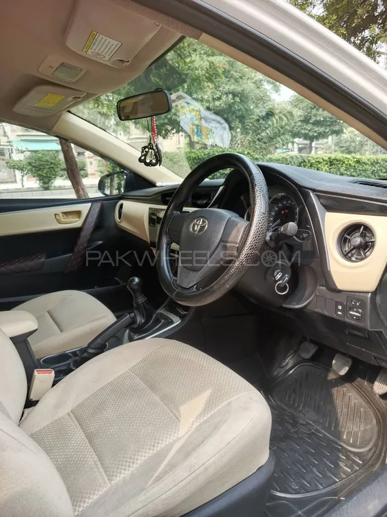 Toyota Corolla 2018 for Sale in Lahore Toyota Corolla 2018 for Sale in Lahore Image-7