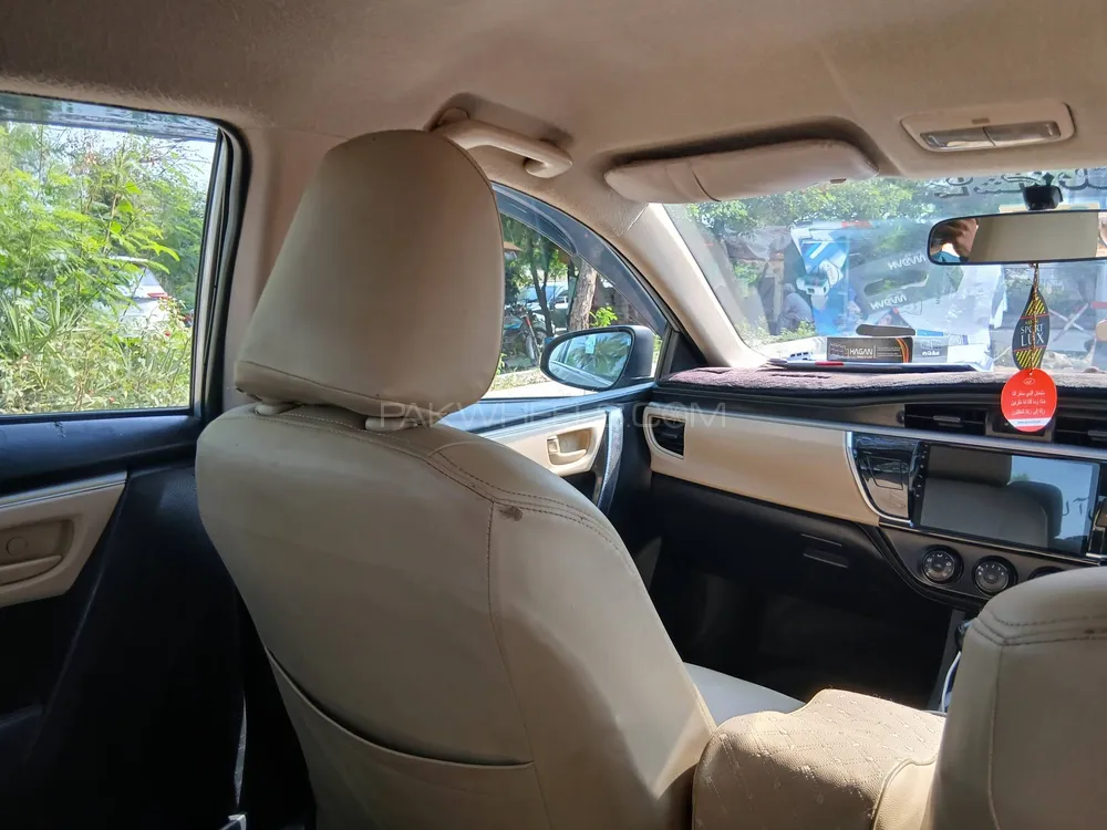 Toyota Corolla 2015 for Sale in Gujrat Toyota Corolla 2015 for Sale in Gujrat Image-13