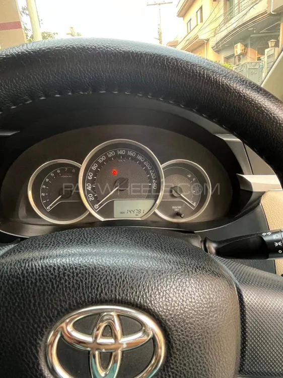Toyota Corolla 2015 for Sale in Lahore Toyota Corolla 2015 for Sale in Lahore Image-3