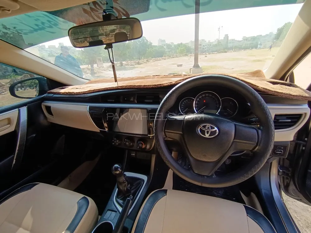 Toyota Corolla 2016 for Sale in Karachi Toyota Corolla 2016 for Sale in Karachi Image-3