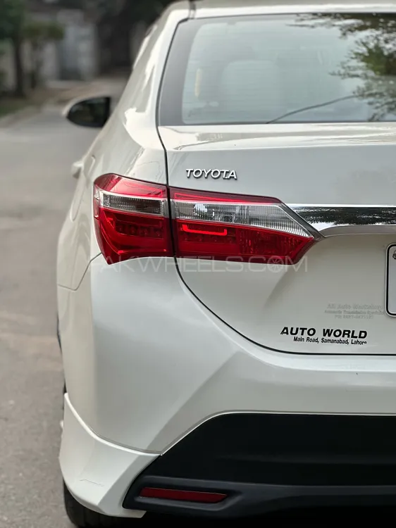 Toyota Corolla 2017 for Sale in Lahore Toyota Corolla 2017 for Sale in Lahore Image-8
