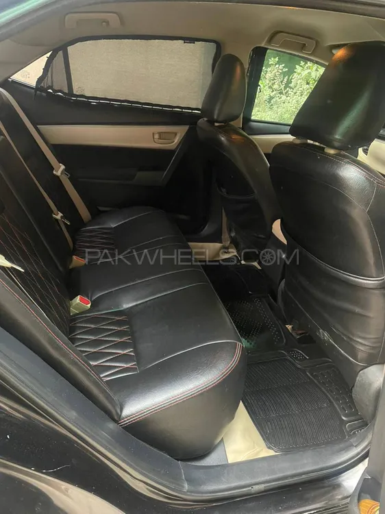 Toyota Corolla 2016 for Sale in Lahore Toyota Corolla 2016 for Sale in Lahore Image-10