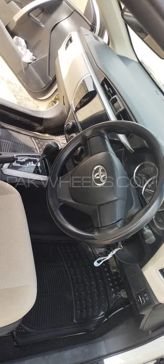 Toyota Corolla 2017 for Sale in Dera ismail khan Toyota Corolla 2017 for Sale in Dera ismail khan Image-13