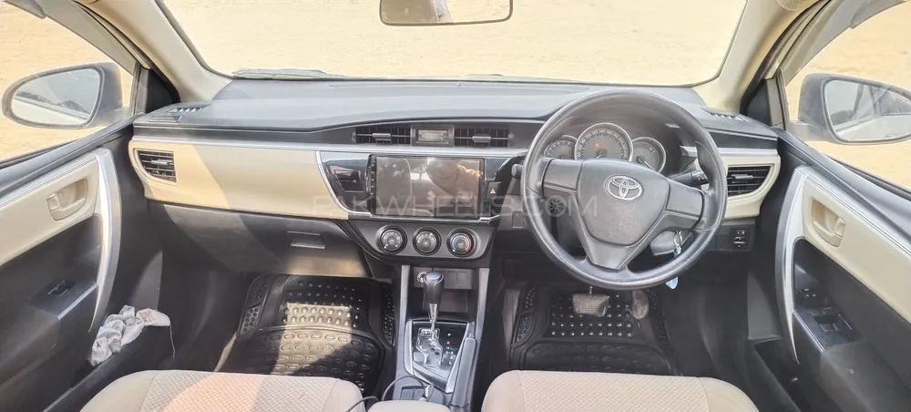 Toyota Corolla 2017 for Sale in Dera ismail khan Toyota Corolla 2017 for Sale in Dera ismail khan Image-17