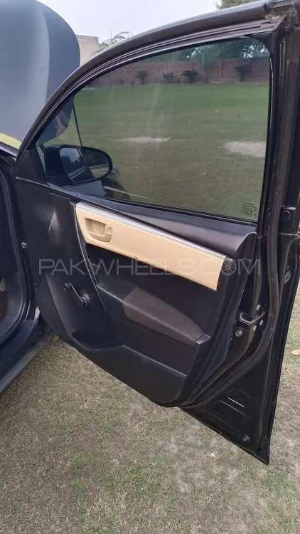Toyota Corolla 2017 for Sale in Nankana sahib Toyota Corolla 2017 for Sale in Nankana sahib Image-5