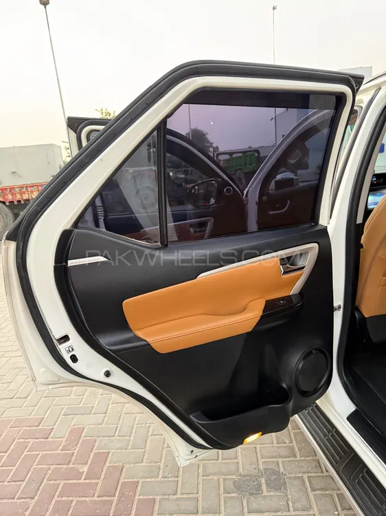Toyota Fortuner 2018 for Sale in Multan Toyota Fortuner 2018 for Sale in Multan Image-19