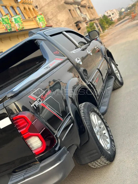 Toyota Hilux 2007 for Sale in Lahore Toyota Hilux 2007 for Sale in Lahore Image-8