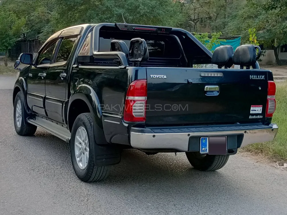 Toyota Hilux 2014 for Sale in Islamabad Toyota Hilux 2014 for Sale in Islamabad Image-5
