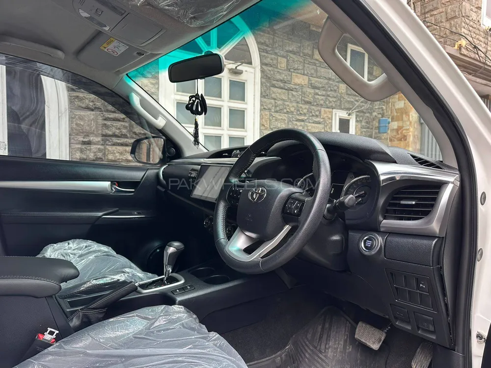 Toyota Hilux 2022 for Sale in Faisalabad Toyota Hilux 2022 for Sale in Faisalabad Image-1