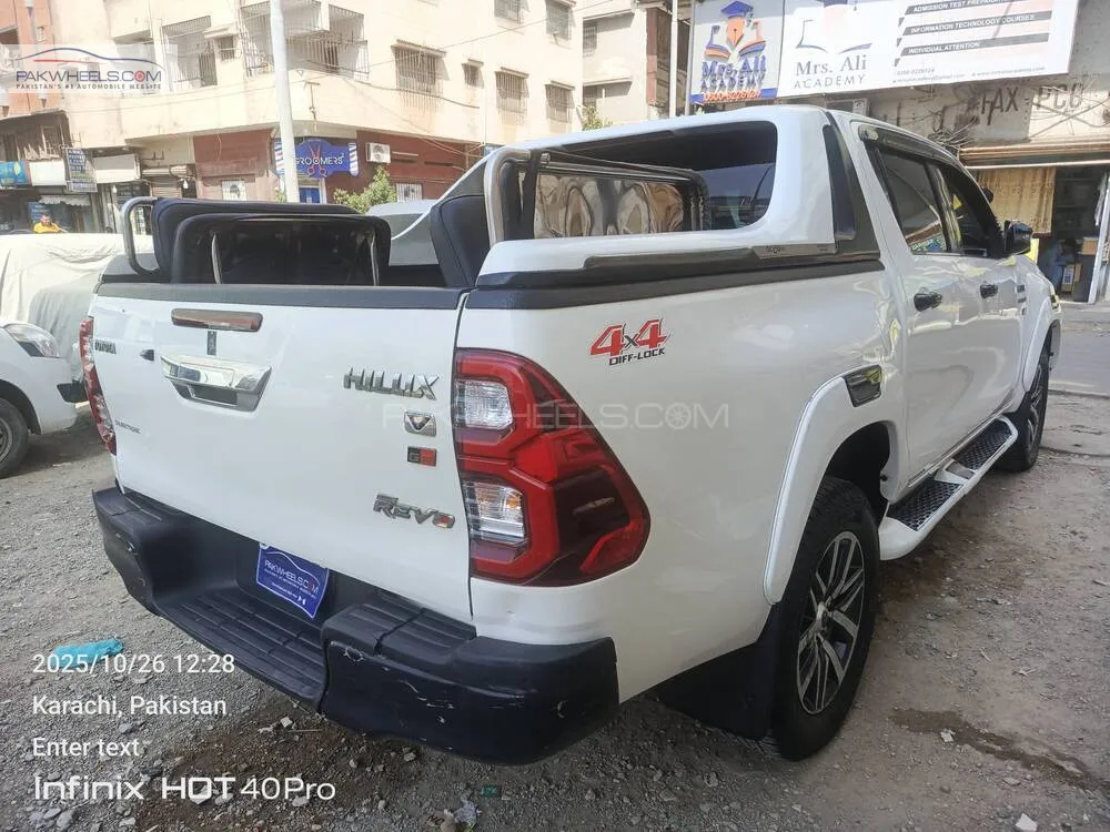 Toyota Hilux 2019 for Sale in Karachi Toyota Hilux 2019 for Sale in Karachi Image-4