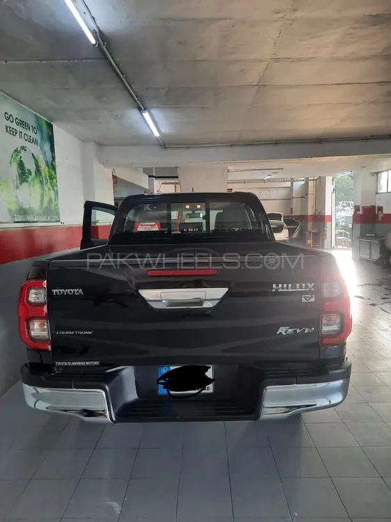 Toyota Hilux 2021 for Sale in Islamabad Toyota Hilux 2021 for Sale in Islamabad Image-1