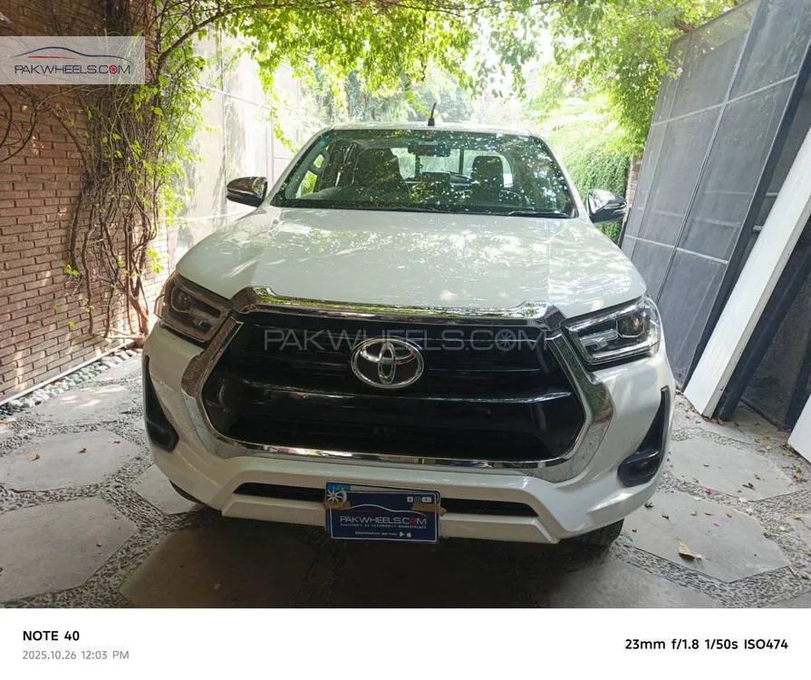 Toyota Hilux 2022 for Sale in Lahore Toyota Hilux 2022 for Sale in Lahore Image-1