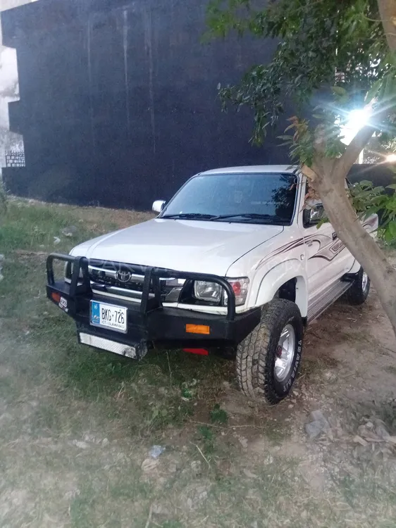 Toyota Hilux 2004 for Sale in Islamabad Toyota Hilux 2004 for Sale in Islamabad Image-5