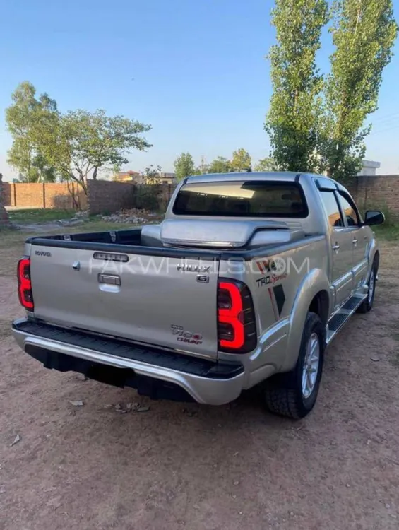 Toyota Hilux 2012 for Sale in Islamabad Toyota Hilux 2012 for Sale in Islamabad Image-10