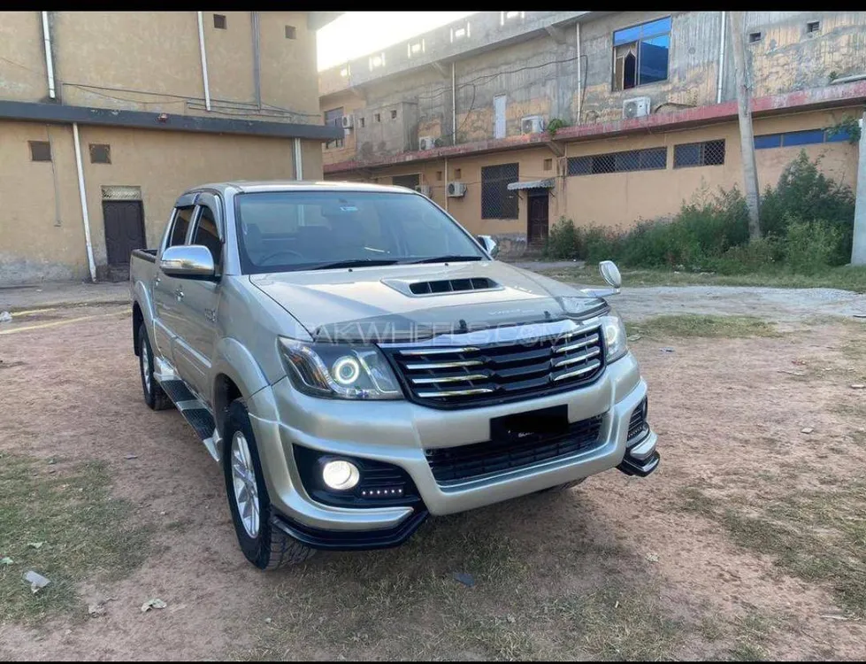 Toyota Hilux 2012 for Sale in Islamabad Toyota Hilux 2012 for Sale in Islamabad Image-11