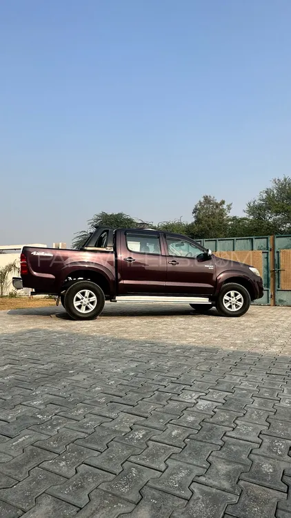 Toyota Hilux 2012 for Sale in Bhakkar Image-1