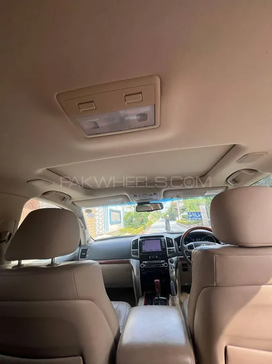 Toyota Land Cruiser 2013 for Sale in Islamabad Toyota Land Cruiser 2013 for Sale in Islamabad Image-16