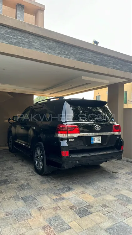 Toyota Land Cruiser 2015 for Sale in Lahore Toyota Land Cruiser 2015 for Sale in Lahore Image-5