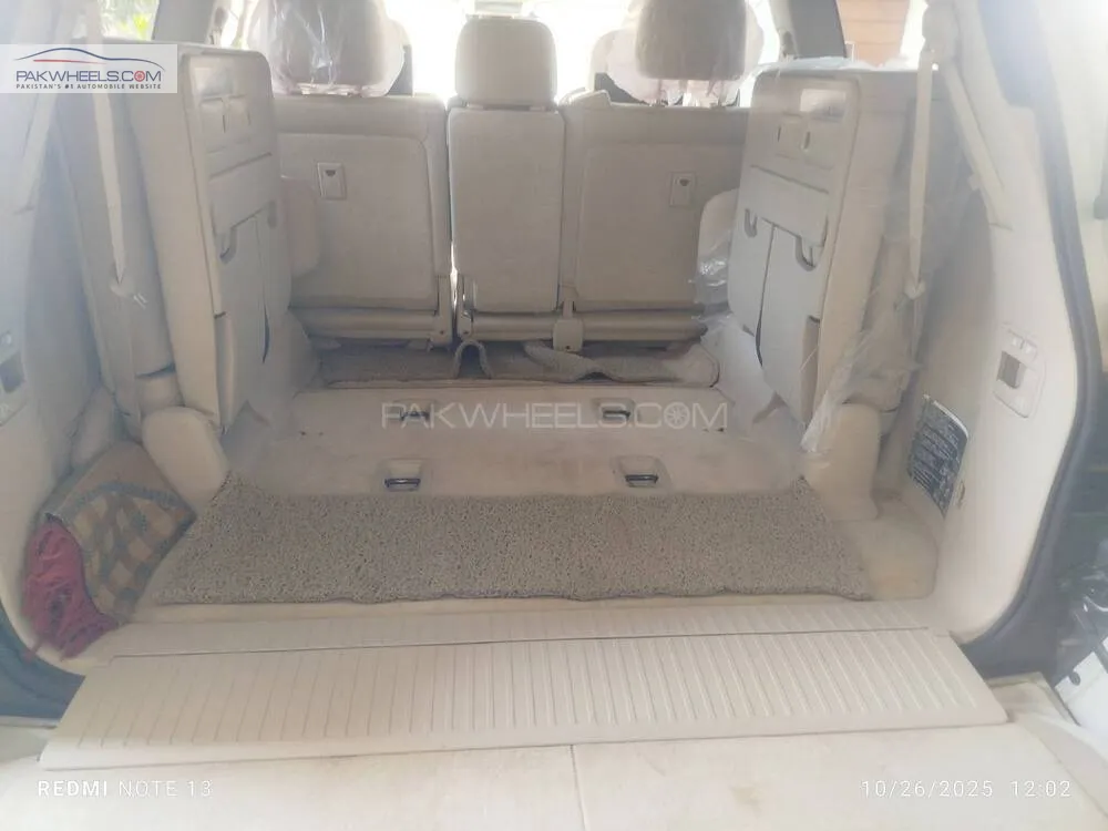 Toyota Land Cruiser 2020 for Sale in Karachi Toyota Land Cruiser 2020 for Sale in Karachi Image-7