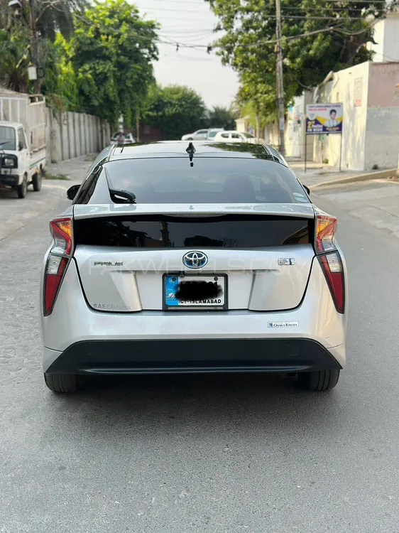 ٹویوٹا پریوس 2017 for Sale in فیصل آباد ٹویوٹا پریوس 2017 for Sale in فیصل آباد Image-3