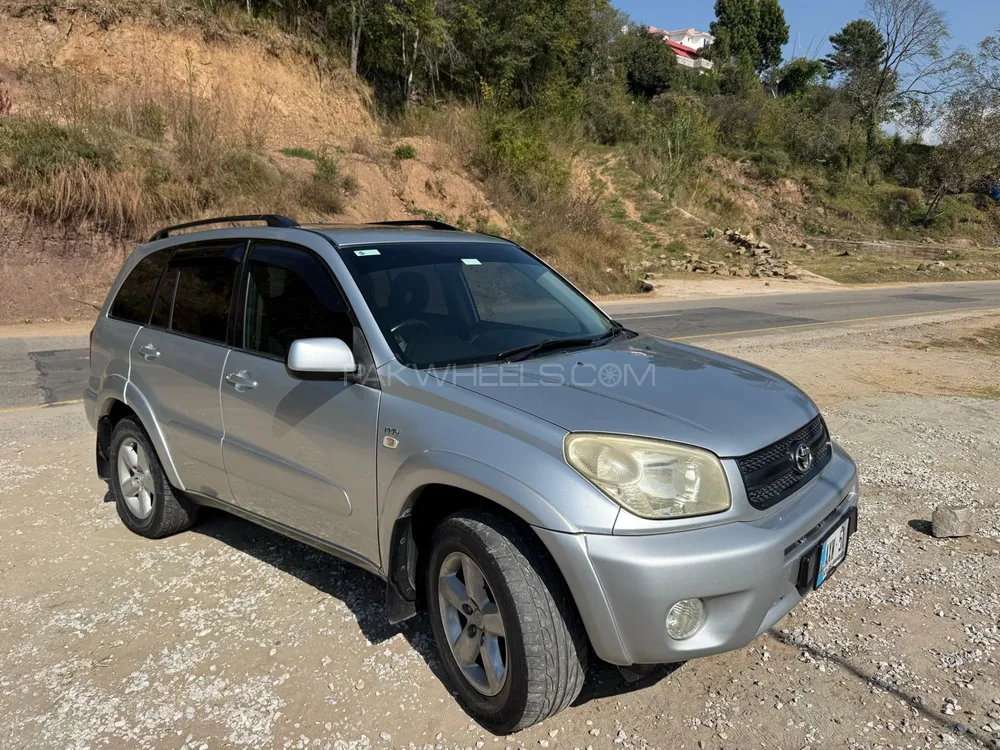 Toyota Rav4 2005 for Sale in Rawalakot Toyota Rav4 2005 for Sale in Rawalakot Image-3