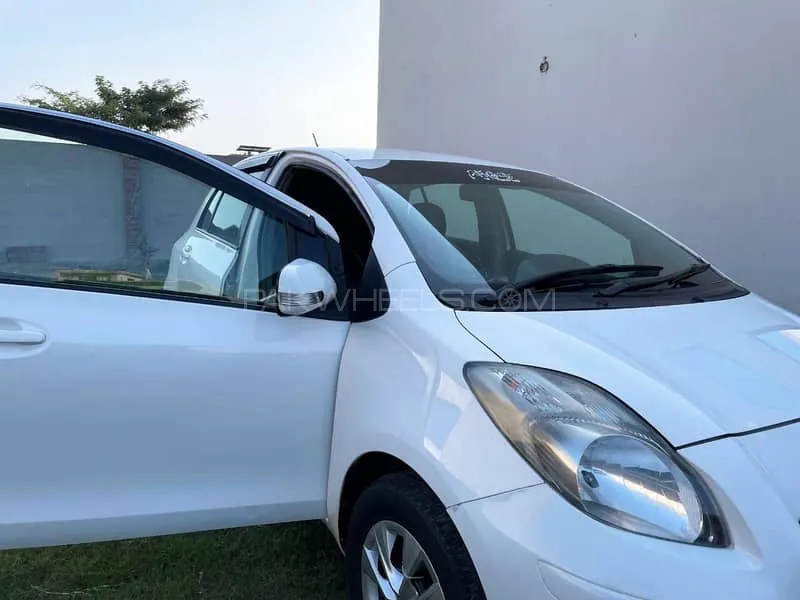 Toyota Vitz 2009 for Sale in Lahore Toyota Vitz 2009 for Sale in Lahore Image-14