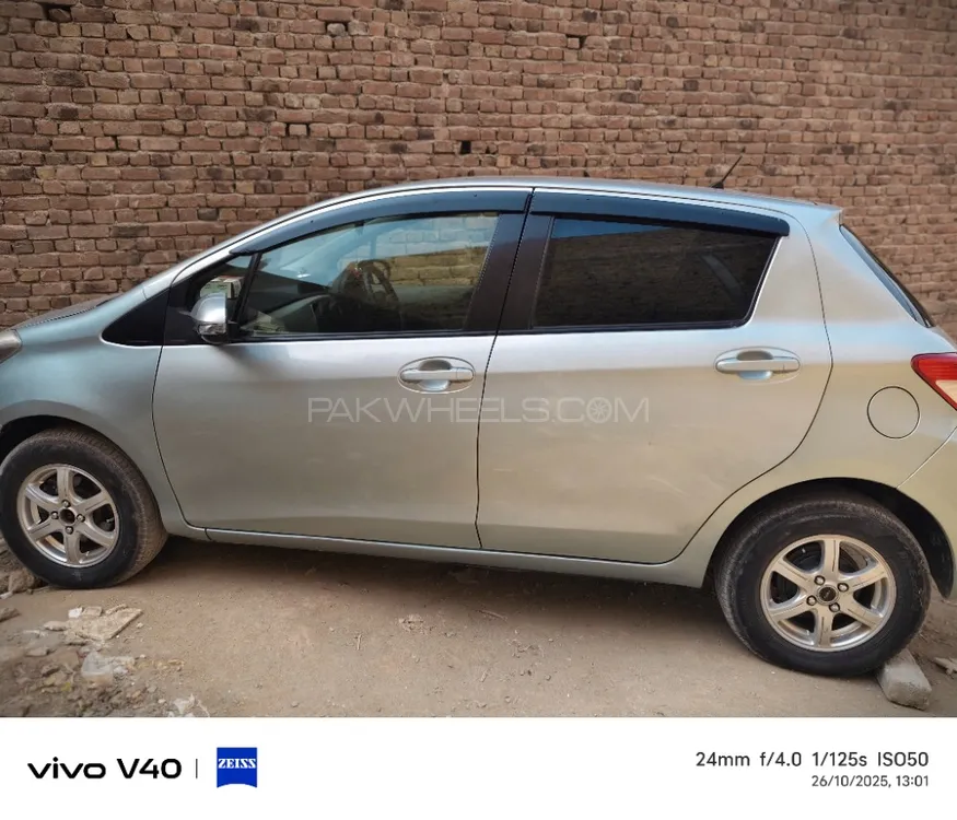 Toyota Vitz 2013 for Sale in Peshawar Toyota Vitz 2013 for Sale in Peshawar Image-9
