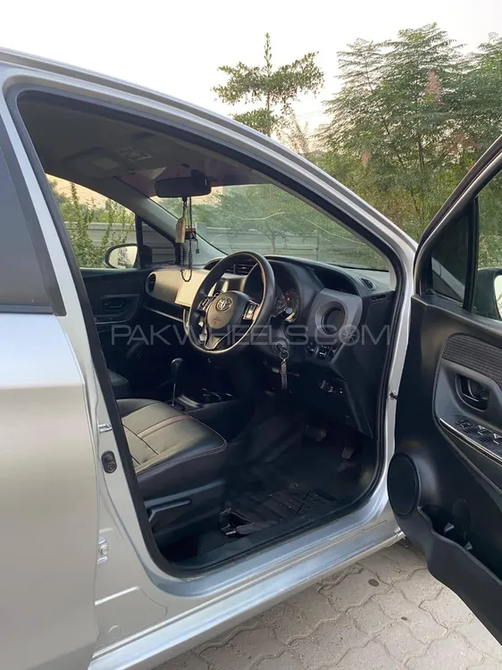 Toyota Vitz 2015 for Sale in Sialkot Toyota Vitz 2015 for Sale in Sialkot Image-15