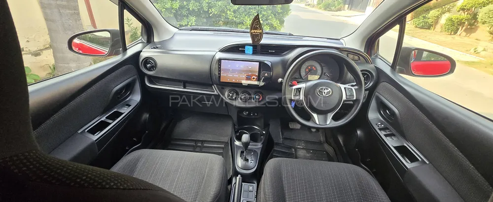 Toyota Vitz 2018 for Sale in Lahore Toyota Vitz 2018 for Sale in Lahore Image-3