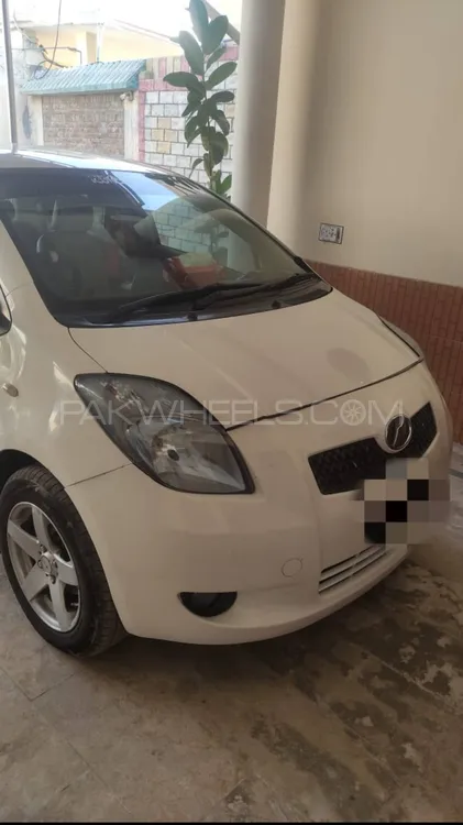 Toyota Vitz 2009 for Sale in Kohat Toyota Vitz 2009 for Sale in Kohat Image-5