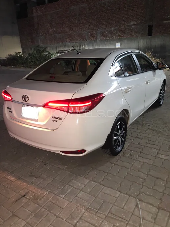 Toyota Yaris Sedan 2023 for Sale in Sialkot Toyota Yaris Sedan 2023 for Sale in Sialkot Image-4