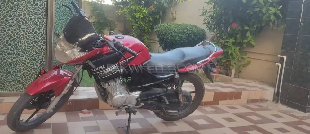 Yamaha YBR 125 2015 for Sale Yamaha YBR 125 2015 for Sale Image-1