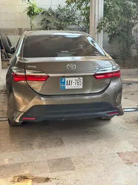 Toyota Corolla Altis Grande CVT-i 1.8 2016