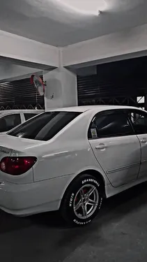 Toyota Corolla SE Saloon 2005