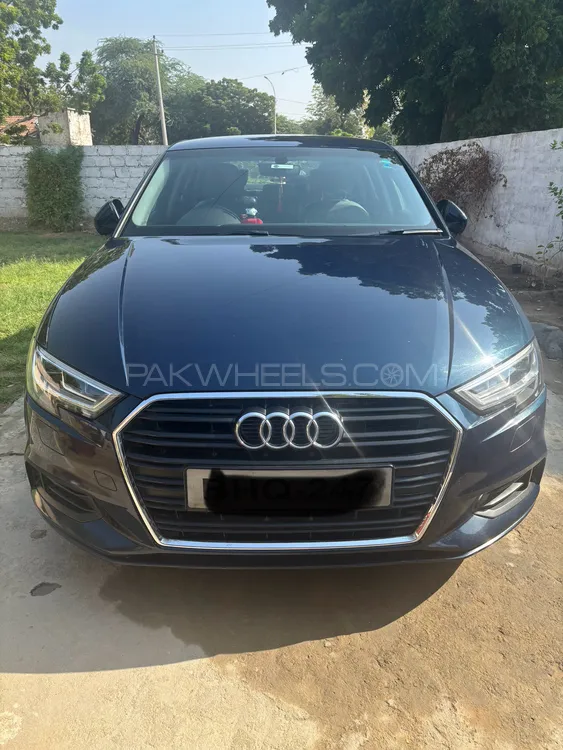 Audi A3 2017 for Sale in Karachi Image-1