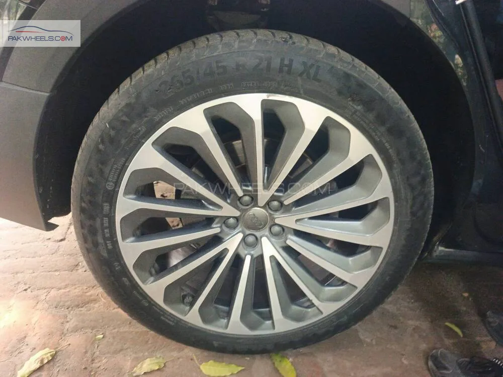 Audi e-tron 2020 for Sale in Lahore Audi e-tron 2020 for Sale in Lahore Image-8