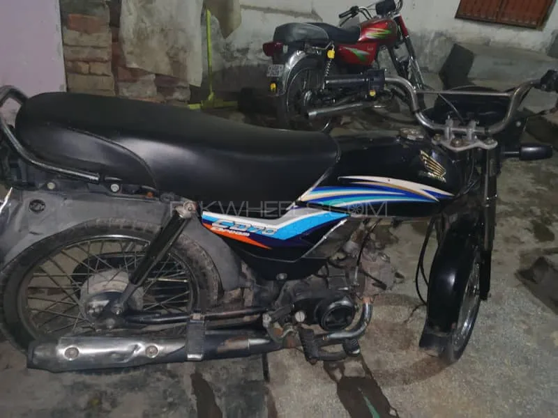 Honda CD 70 Dream 2014 for Sale Honda CD 70 Dream 2014 for Sale Image-9