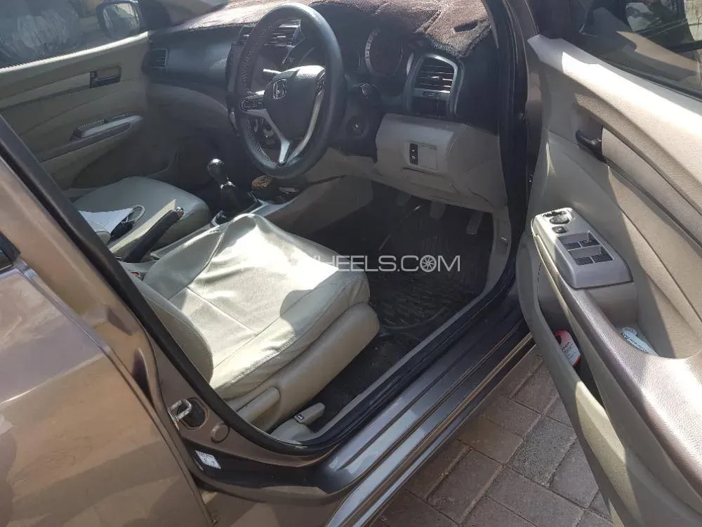 Honda City 2014 for Sale in Karachi Honda City 2014 for Sale in Karachi Image-14