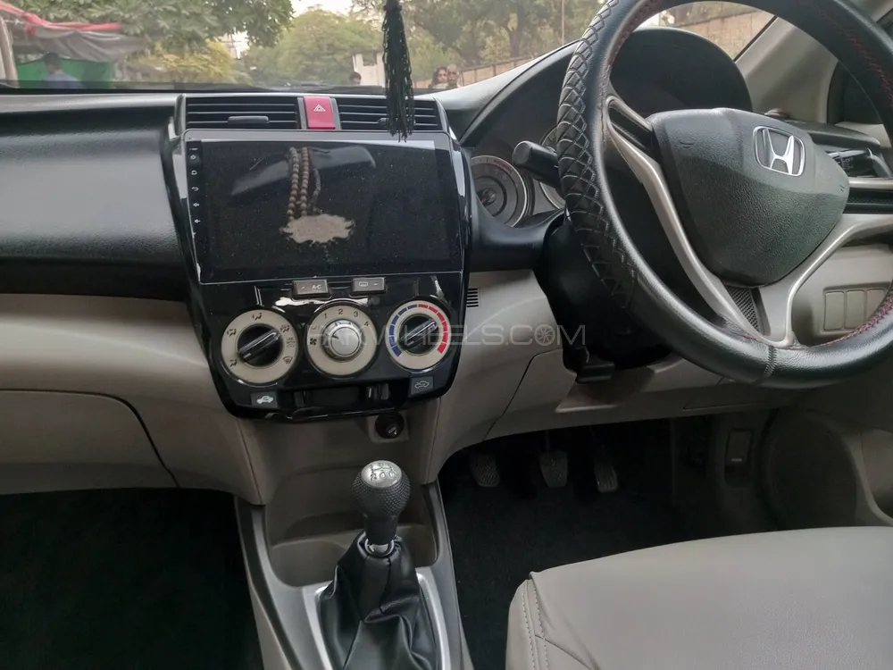 Honda City 2014 for Sale in Lahore Honda City 2014 for Sale in Lahore Image-12