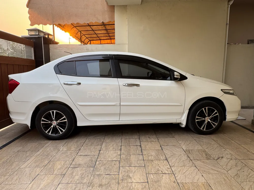 Honda City 2018 for Sale in Gujranwala Honda City 2018 for Sale in Gujranwala Image-14