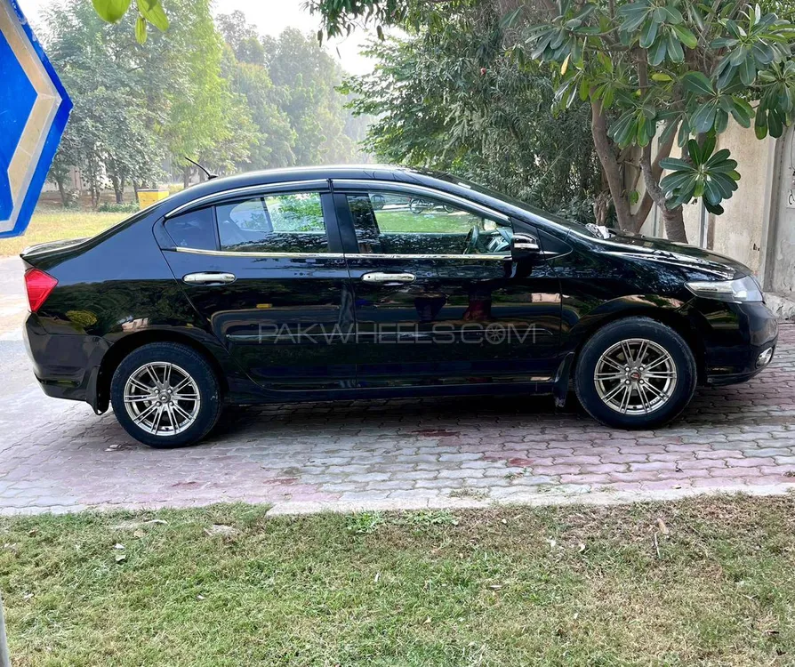 Honda City 2019 for Sale in Bahawalpur Honda City 2019 for Sale in Bahawalpur Image-3