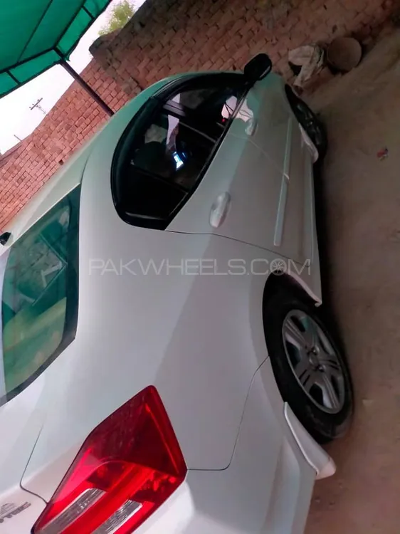 Honda City 2020 for Sale in Muzaffar Gargh Image-1