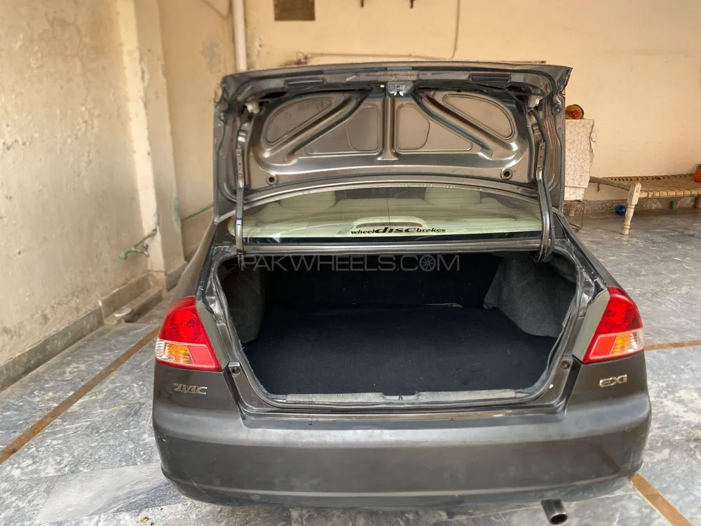 Honda Civic 2004 for Sale in Multan Honda Civic 2004 for Sale in Multan Image-8