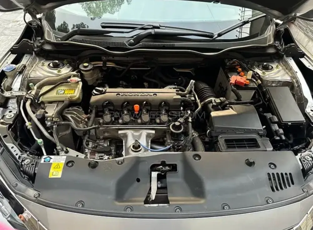 Honda Civic 2018 for Sale in Faisalabad Honda Civic 2018 for Sale in Faisalabad Image-7