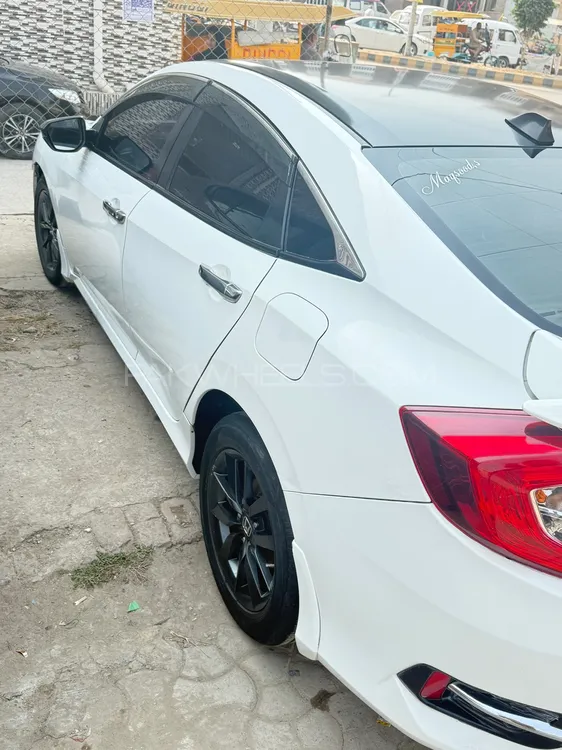 Honda Civic 2018 for Sale in Chakwal Honda Civic 2018 for Sale in Chakwal Image-8